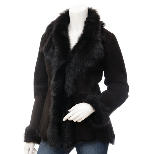 WOMEN'S BLACK TOSCANA SHEARLING JACKET: DENTON