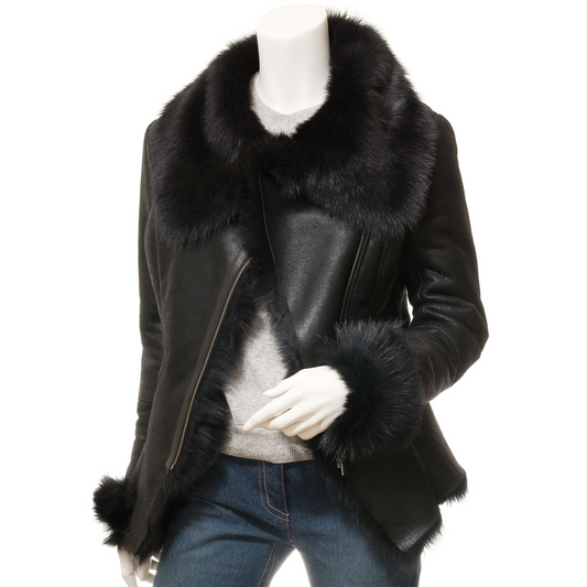 WOMEN'S BLACK TOSCANA SHEARLING JACKET: SAGINAW