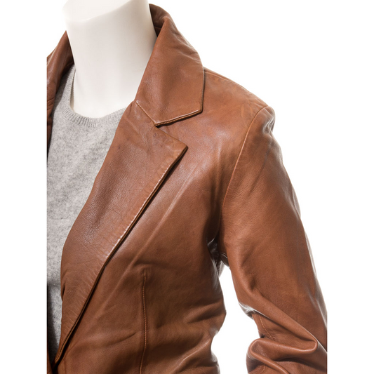 WOMEN'S CLASSIC TAN LEATHER BLAZER: LUFKIN